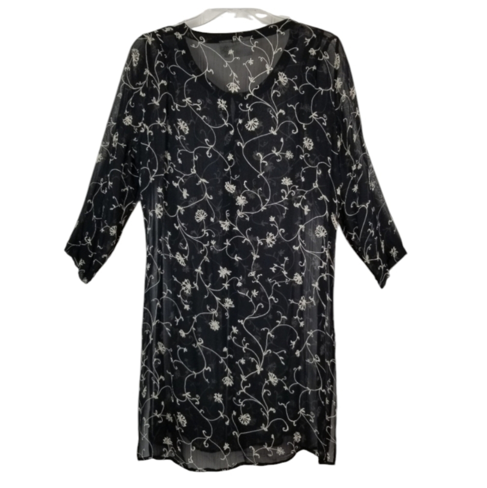 Long Tunic Top Blouse Black White Size Large Whimsigoth Fairy Floral Button Slit
